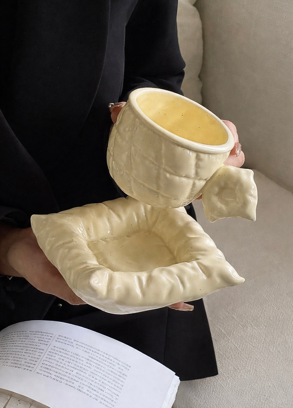 Embossed Bunny Ceramic Breakfast Mug - 450ML