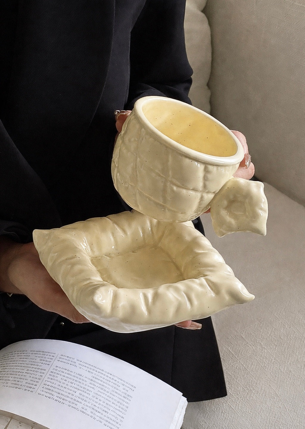 Embossed Bunny Ceramic Breakfast Mug - 450ML